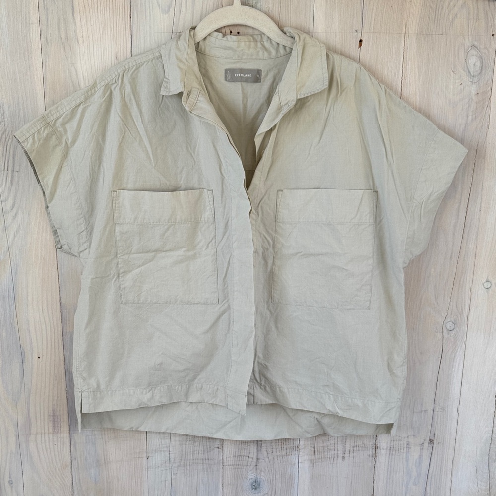 Everlane Light Sage Button-Down Short Sleeve Shirt